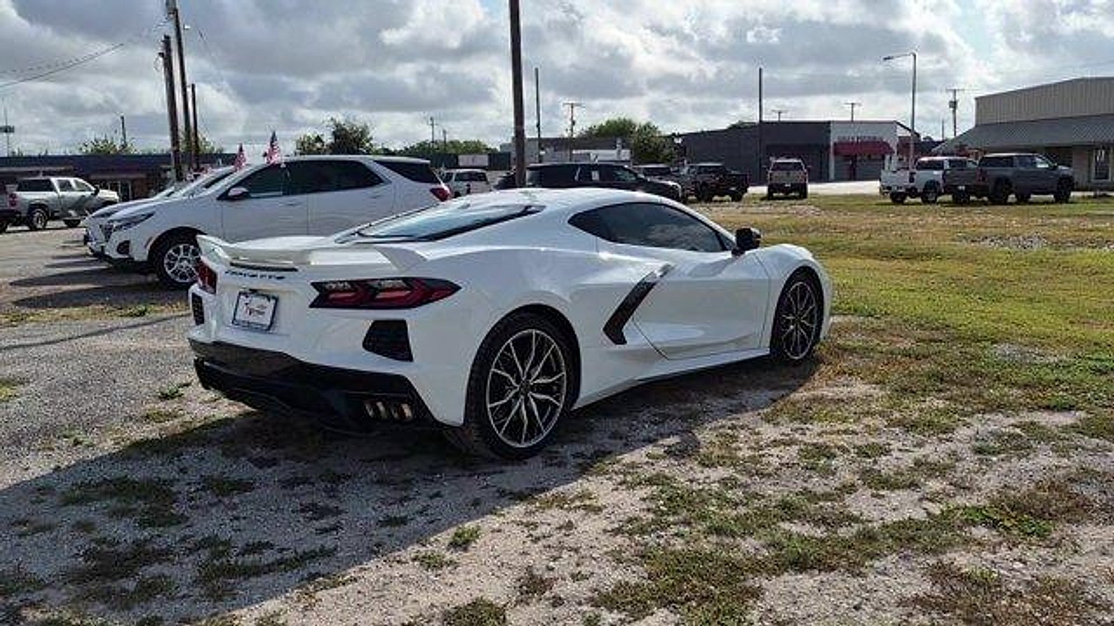 2024 Chevrolet Corvette 2LT - Photo 8