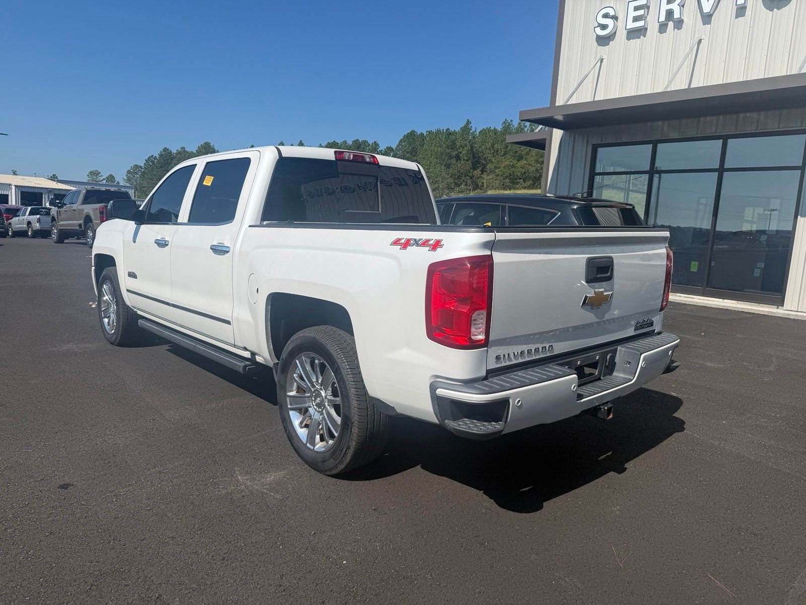 Used 2017 Beige Chevrolet High Country image 5