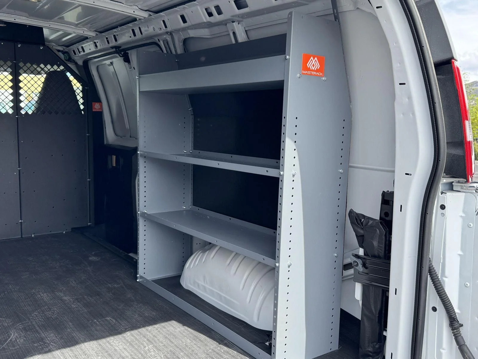 2025 GMC Savana Cargo Work Van - Photo 16