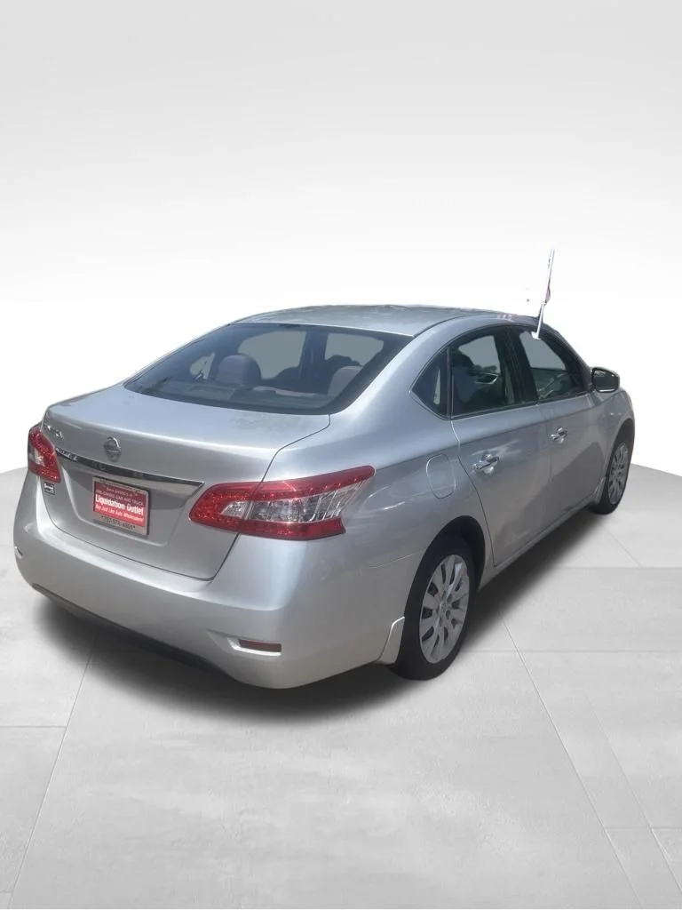 Used 2015 Silver Nissan S image 2