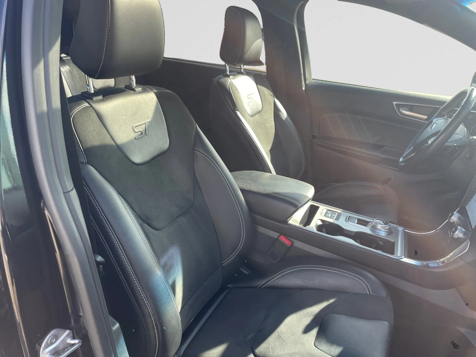 Used 2022 BLACK Ford ST AWD image 12