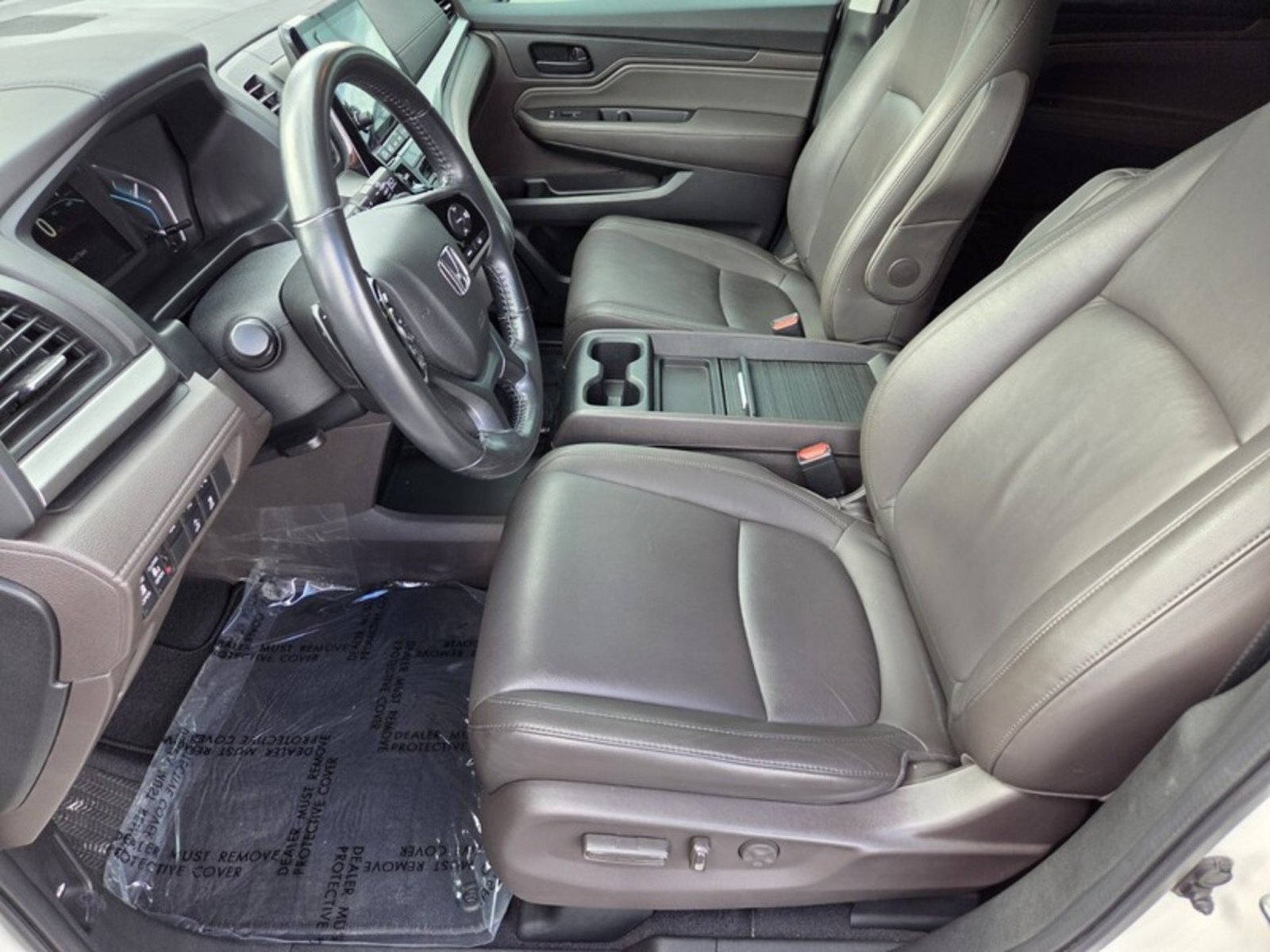 Used 2018 PEARL WHITE Honda Touring image 13