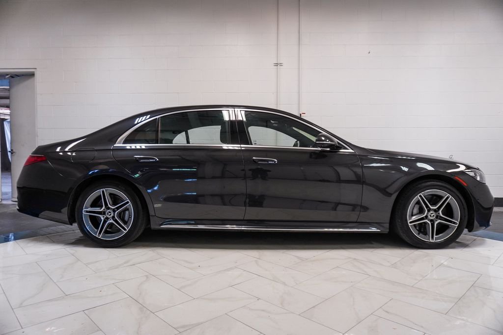 Used 2022 Gray Mercedes-Benz S 500 image 35