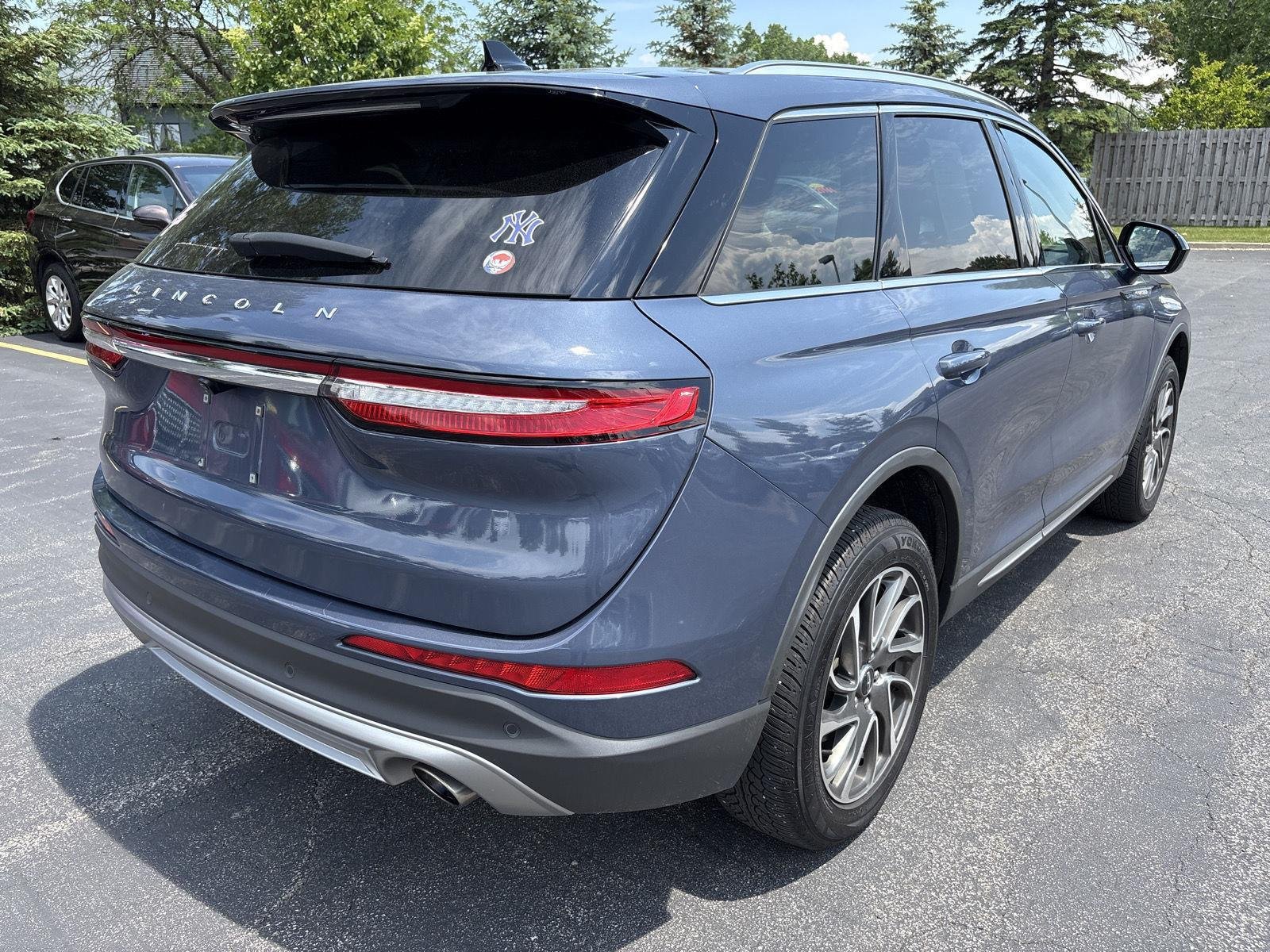Used 2022 Ocean Drive Blue Metallic Tinted Clearciat Lincoln Standard image 19