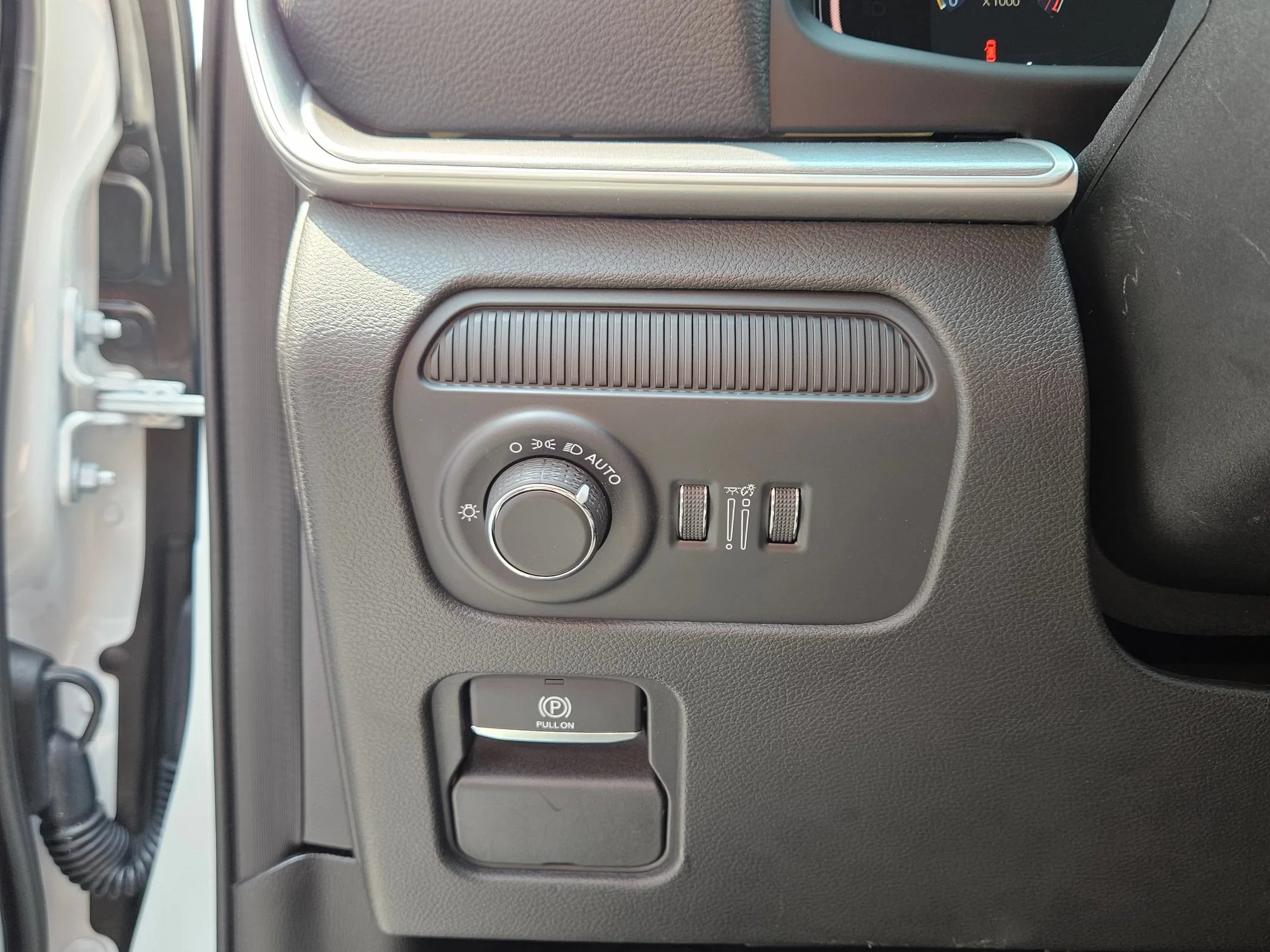 New 2026 Bright White Clearcoat Jeep  image 18