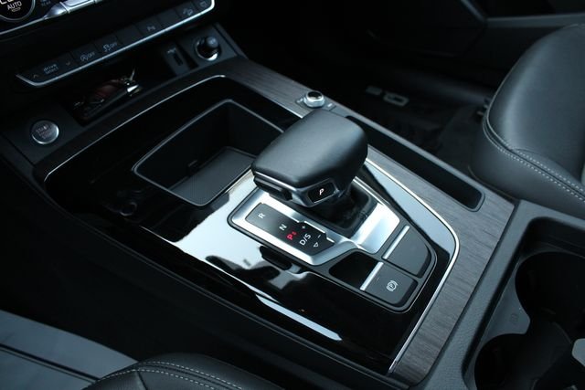 Used 2023 Daytona Gray Pearl Effect Audi 45 S line Premium image 19