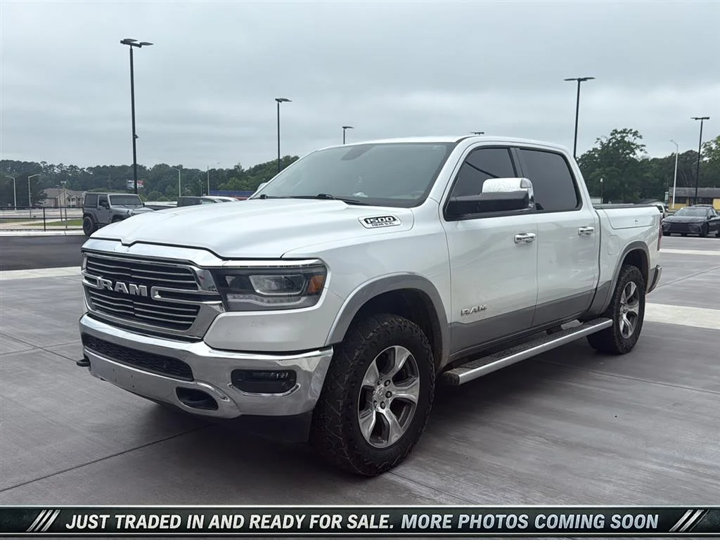2020 RAM 1500 Laramie 4x4 Crew Cab 5'7's photo