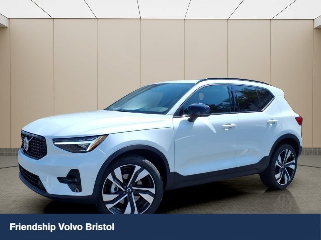 2026 Volvo XC40 Plus