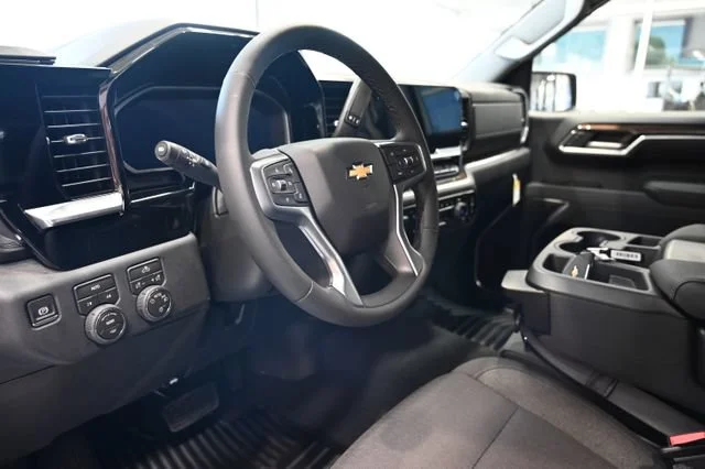 2026 Chevrolet Silverado 1500 LT - Photo 19