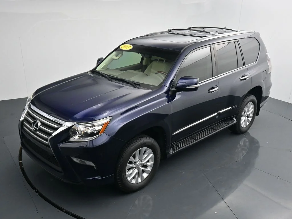 Used 2017  Lexus 460 image 23