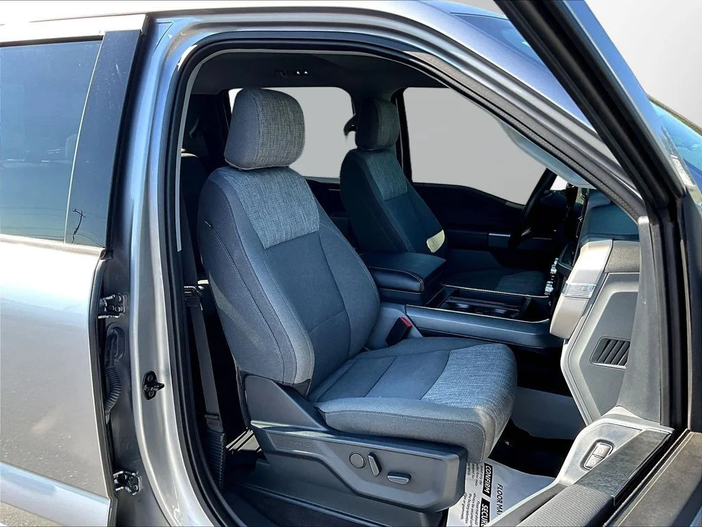 Used 2022 Silver Metallic Ford XLT image 31