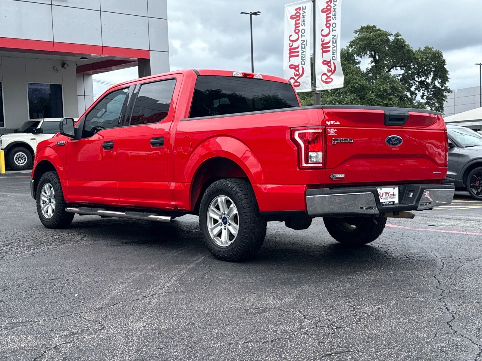 Used 2016 Red Ford  image 7