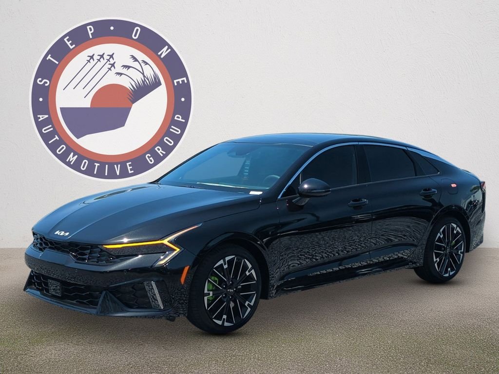New 2026 Aurora Black Pearl Kia GT image 2