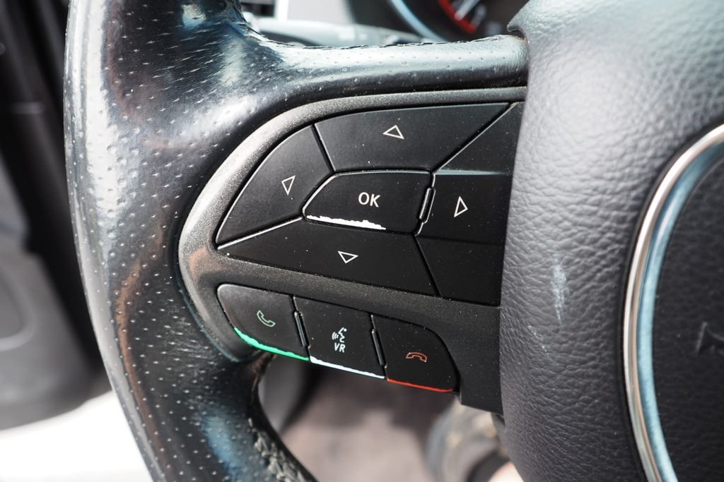 Used 2019 Black Dodge SXT Plus image 27
