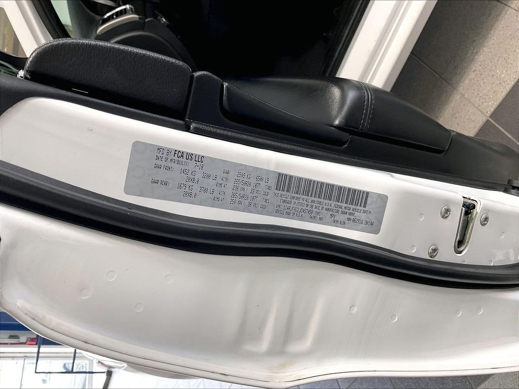 Used 2018 White Jeep Altitude image 35