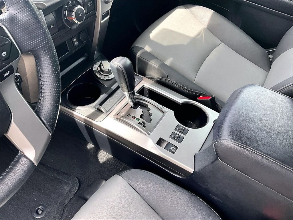 Used 2019 Blue Toyota SR5 Premium image 20