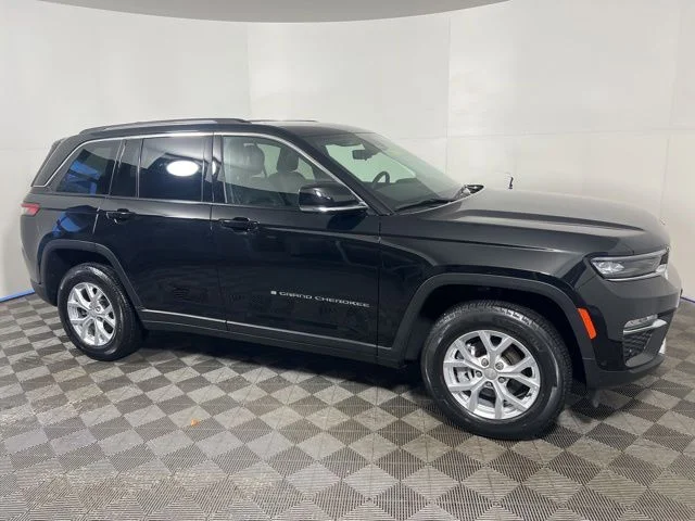 Certified Used 2023 Black Jeep Limited image 11