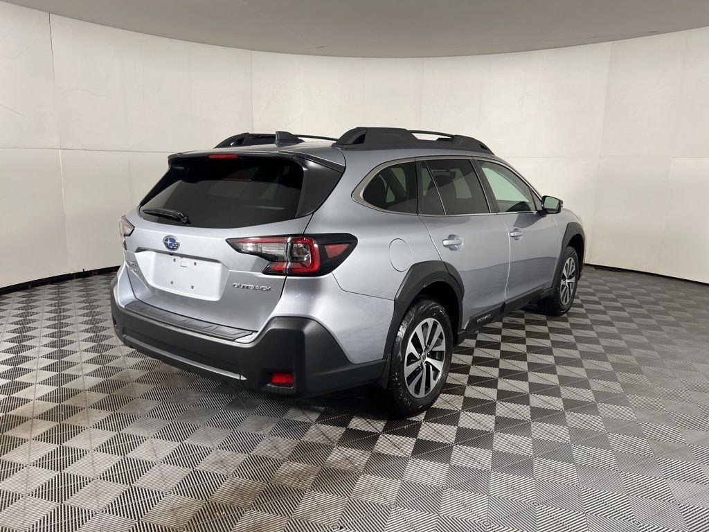New 2025 Ice Silver Metallic Subaru Premium image 11