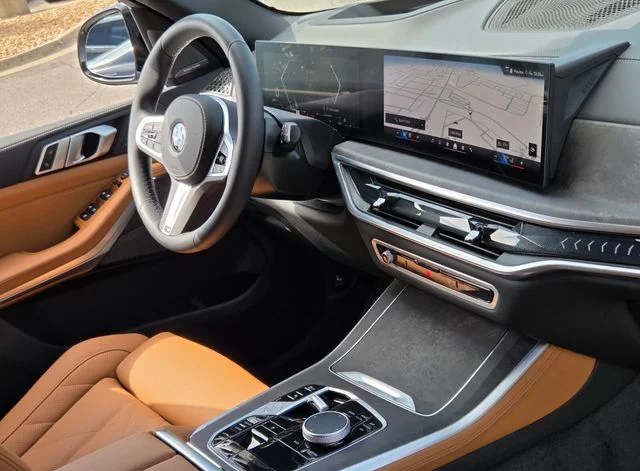 Used 2025 Gray BMW sDrive40i image 23