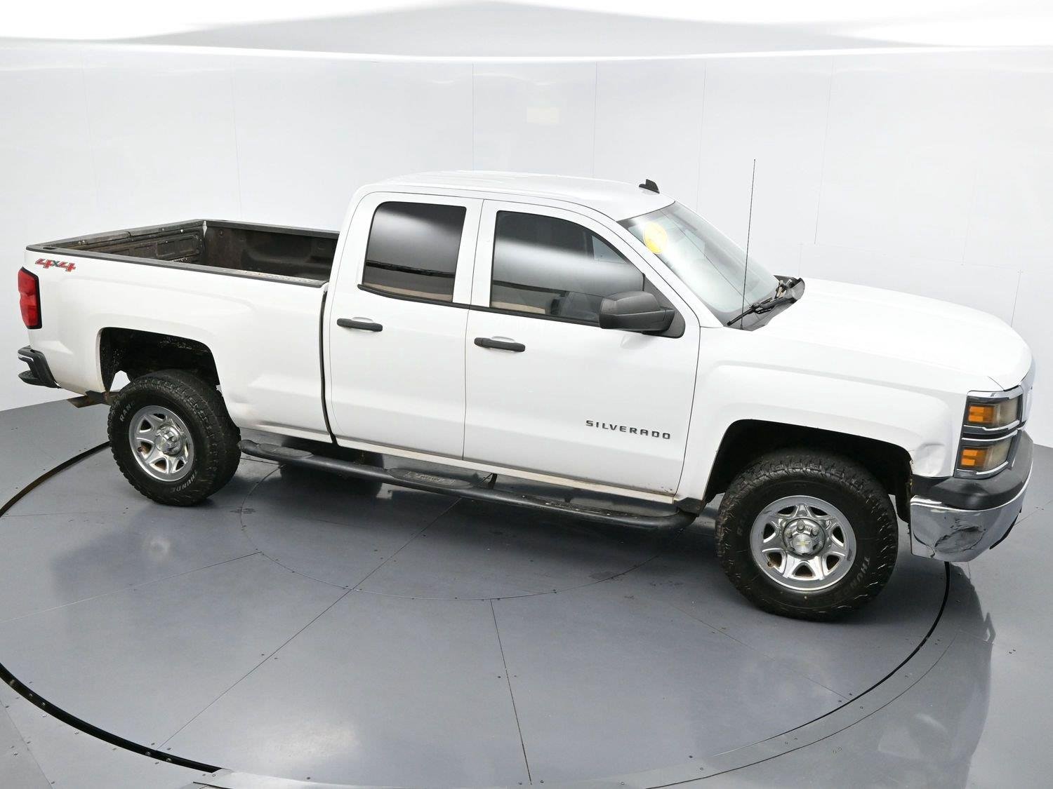 Used 2014 Summit White Chevrolet Work Truck image 32