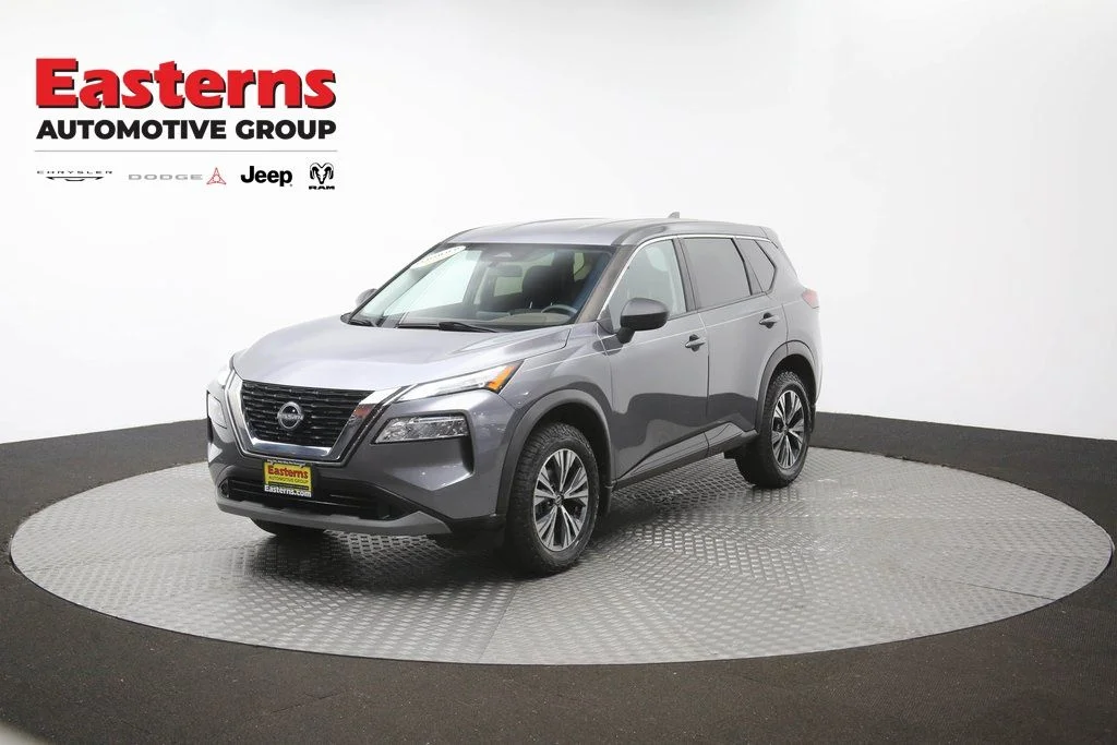 Used 2023 Gray Nissan SV image 55