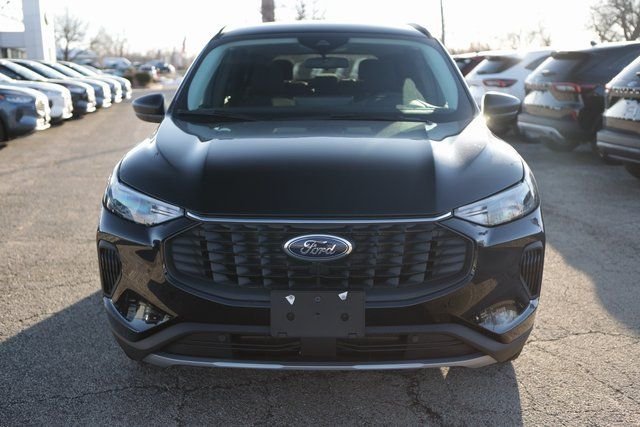 New 2026 Agate Black Metallic Ford Active® image 3
