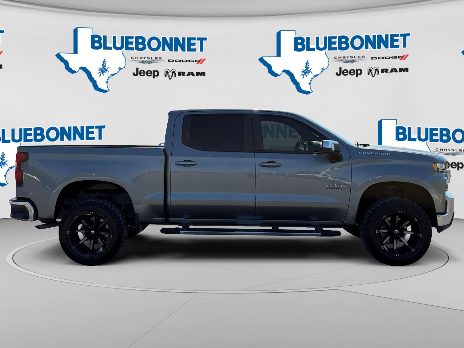 Used 2020 Satin Steel Metallic Chevrolet LT image 4