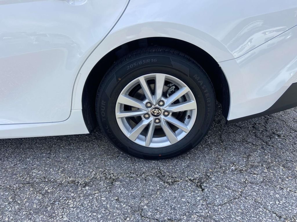 Used 2025 White Toyota LE image 8