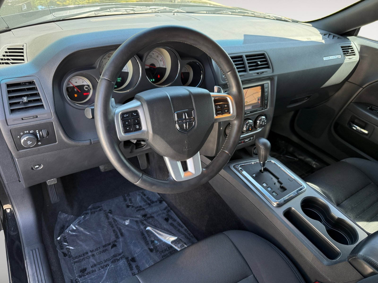 Used 2014 Black Clearcoat Dodge R/T image 15