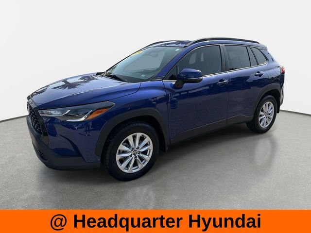 Used 2023 Blue Toyota LE image 5
