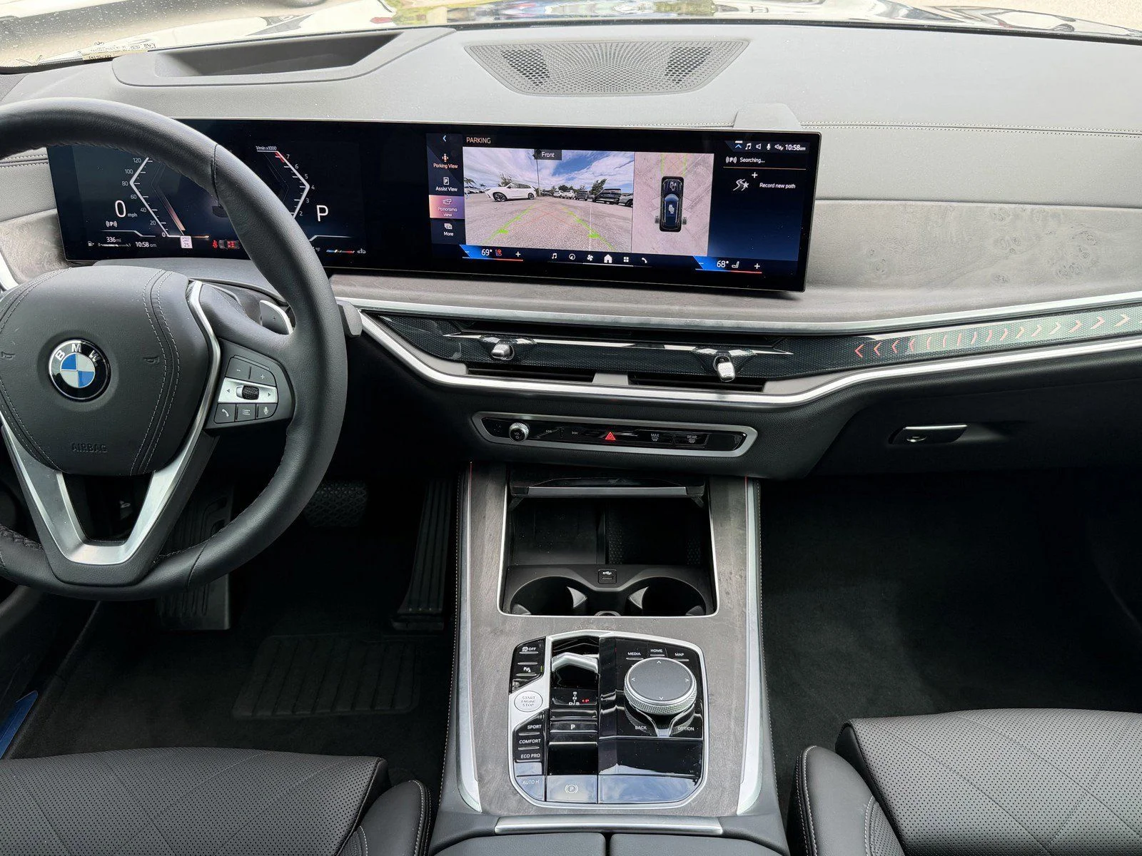 New 2026 Black Sapphire Metallic BMW sDrive40i image 16
