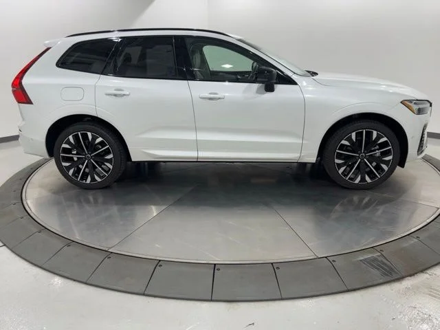 2026 Volvo XC60 Ultra - Photo 6