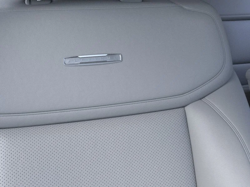 New 2026 Star White Metallic Tri-Coat Ford MAX Platinum® image 39