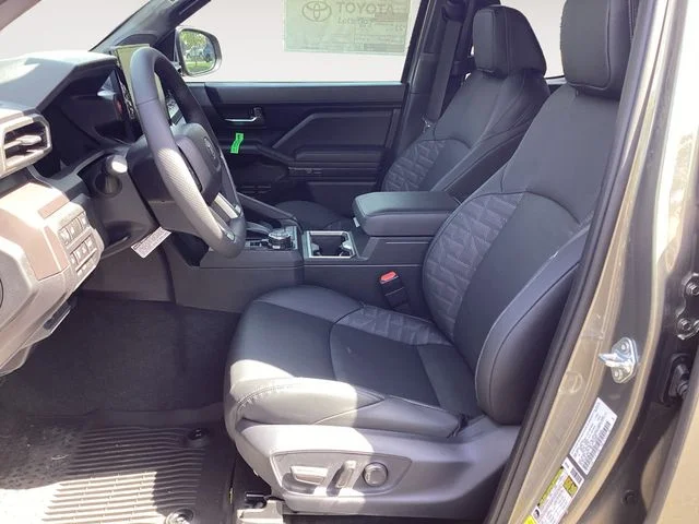 Used 2025 Brown Toyota  image 9