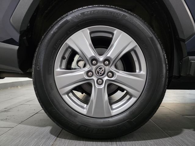Certified Used 2025  Toyota XLE image 24