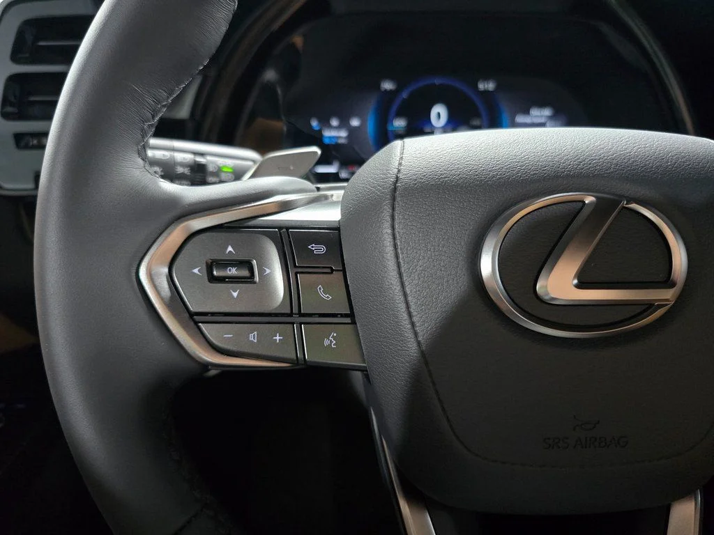New 2026 White Lexus 350h image 16