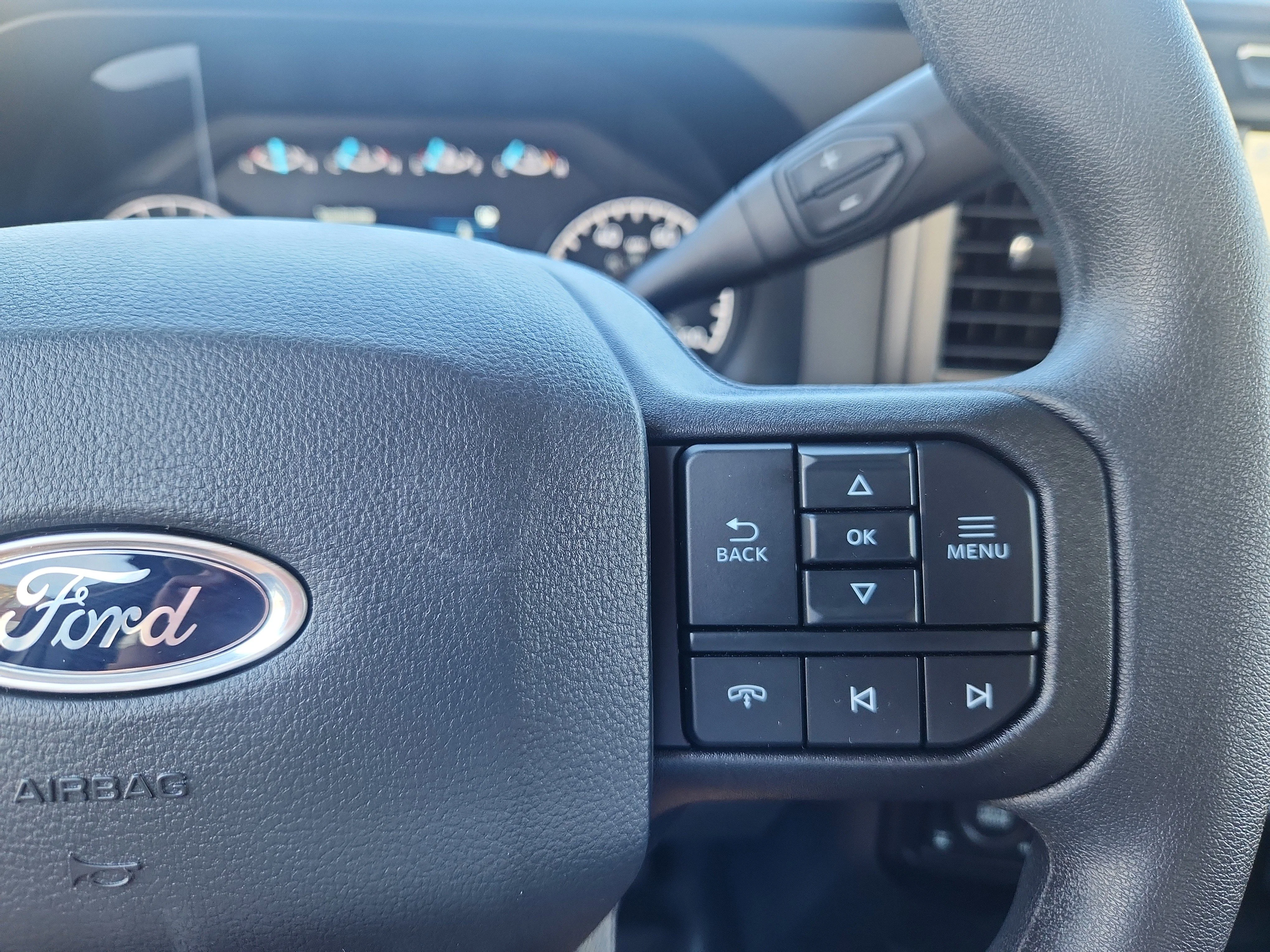 New 2024 Oxford White Ford XL image 13