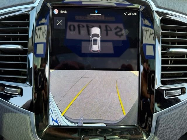 Certified Used 2023 Platinum Gray Metallic Volvo B6 Plus 7-Seater image 41