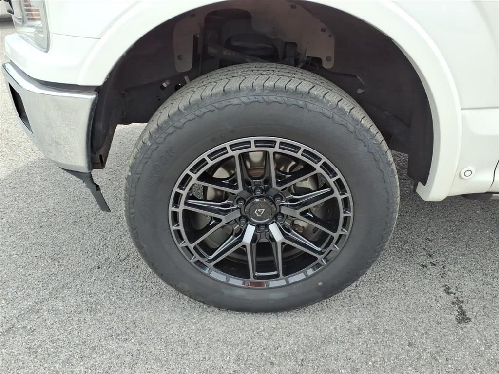 Used 2018 White Platinum Clearcoat Metallic Ford King Ranch image 10