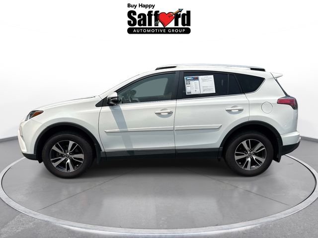 Used 2016 White Toyota XLE image 5