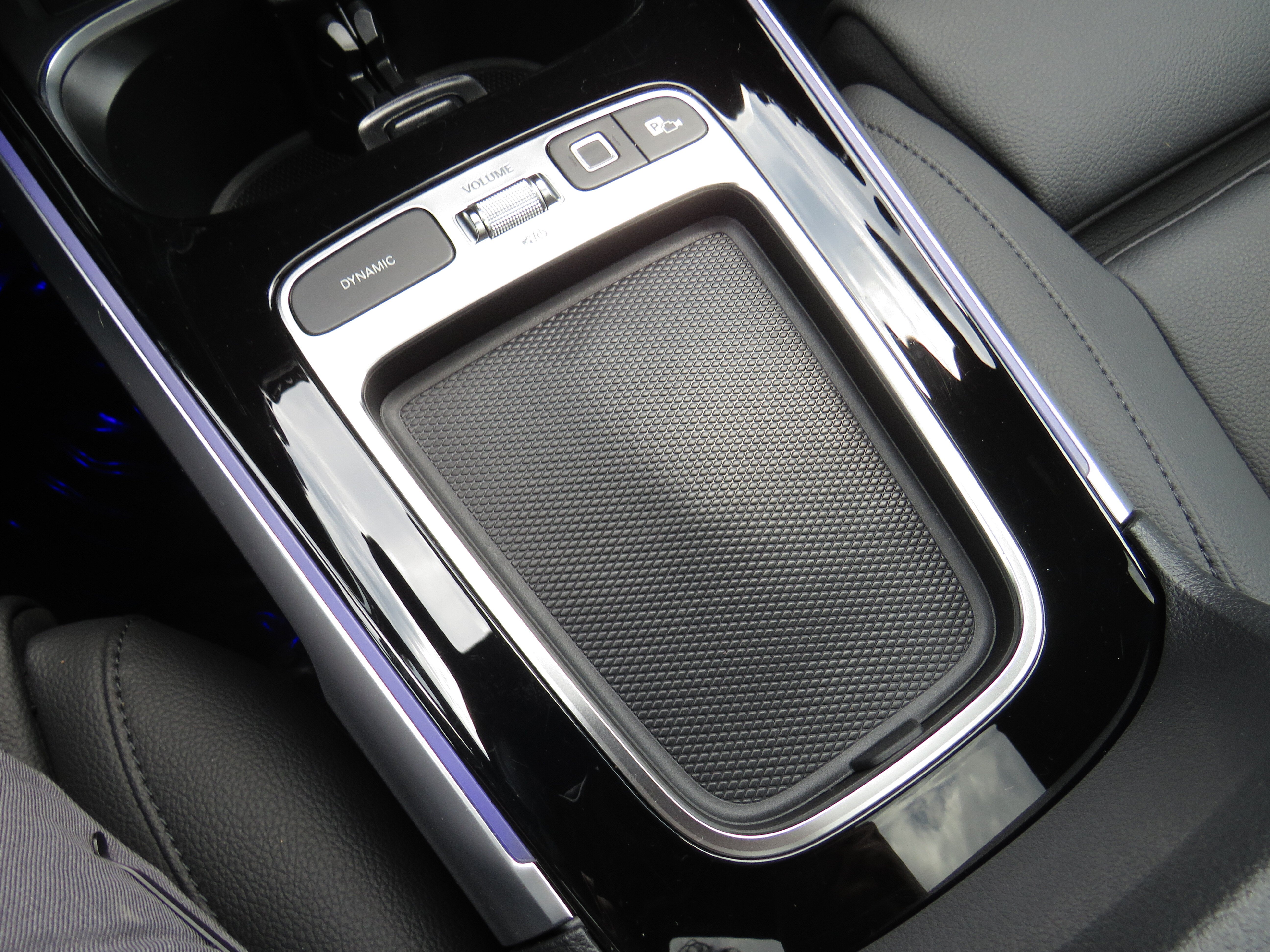 Used 2026 Night Black Mercedes-Benz GLB 250 4MATIC® image 14