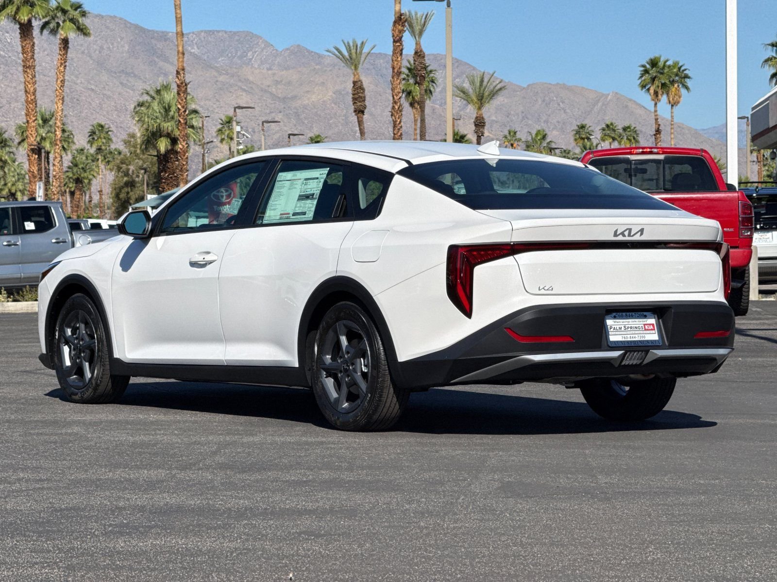 New 2026 Snow White Pearl Kia LXS image 5