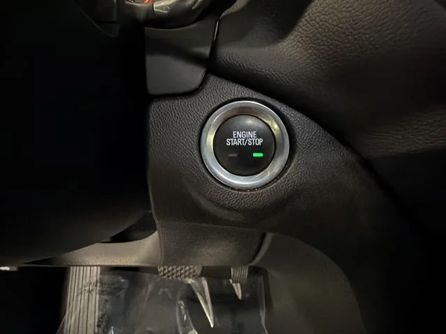 Used 2022 Gray Chevrolet LT image 26