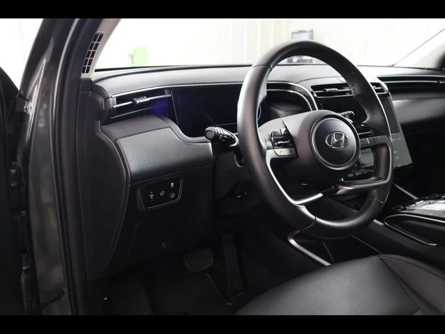 Used 2023 Gray Hyundai SEL Convenience image 12
