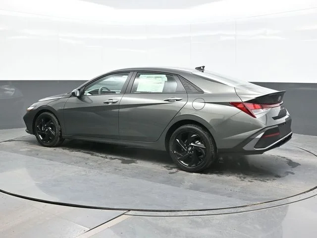 New 2026 Gray Hyundai SEL Sport image 3
