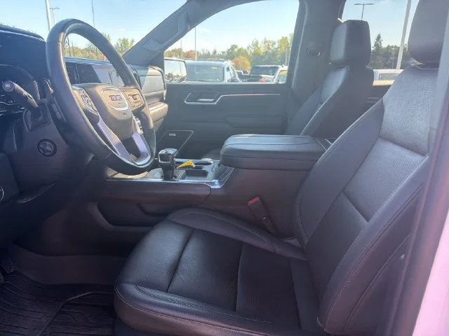 Used 2023 SUMMIT WHITE GMC SLT image 11