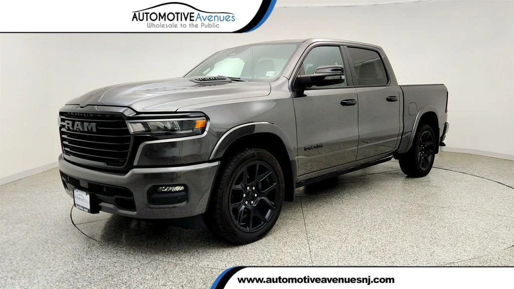 2025 RAM 1500 Laramie 4x4 Crew Cab 5'7's photo