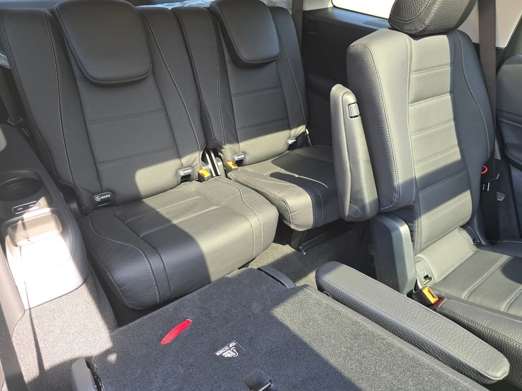 New 2026 Black Mercedes-Benz GLS 450 image 21