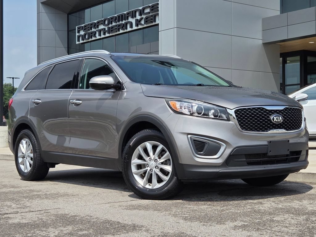 Used 2017 Kia Sorento LX with VIN 5XYPG4A50HG201205 for sale in Fort Wright, KY