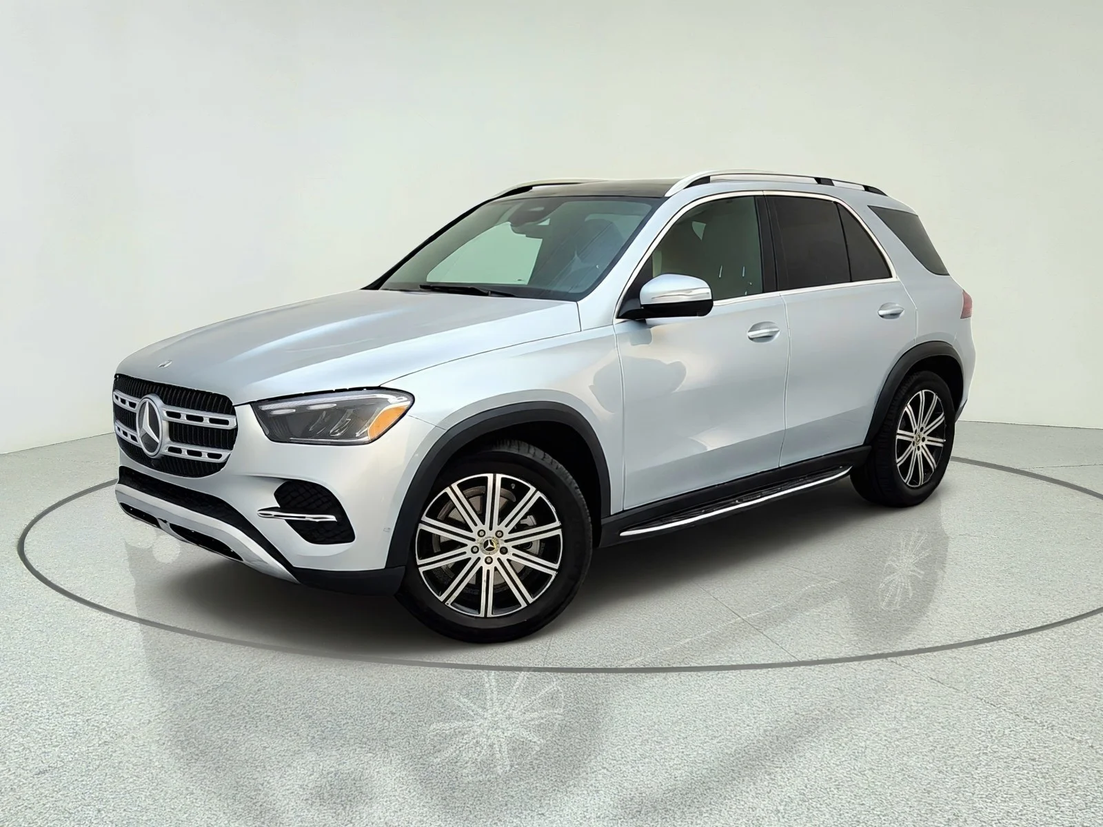 2026 Mercedes-Benz GLE GLE 350's photo